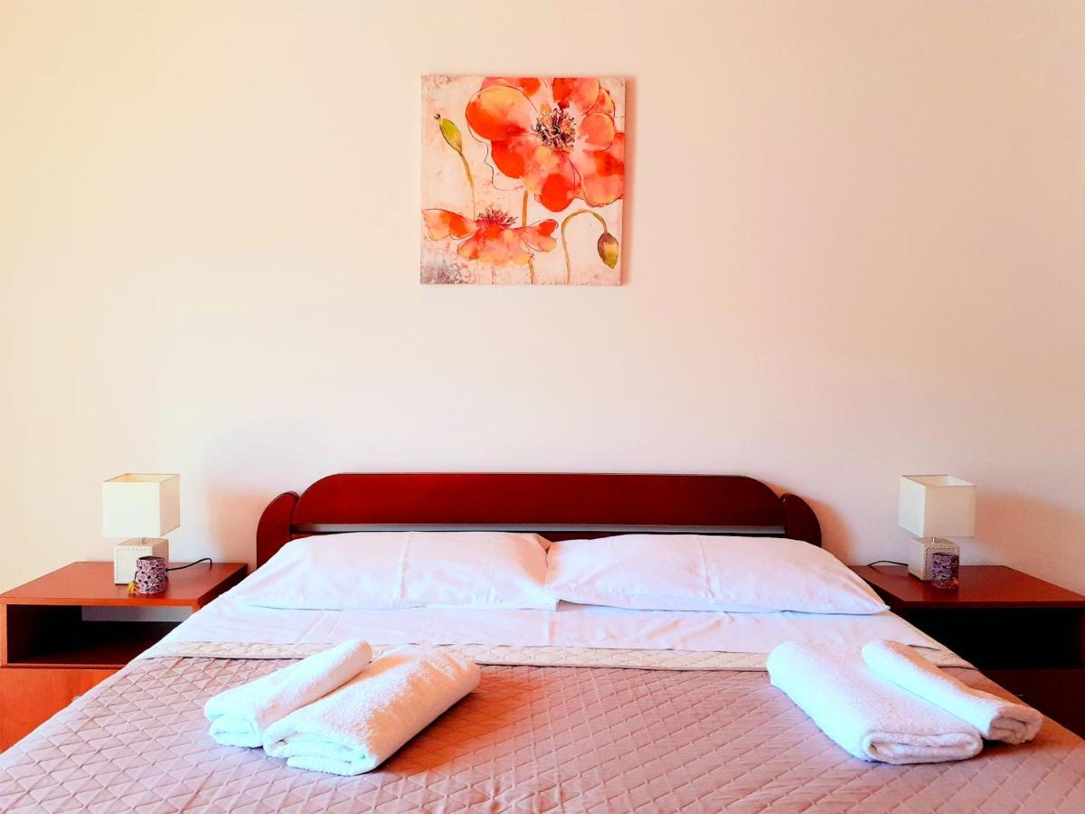 Open Sea Apartmani Grebaštica Esterno foto